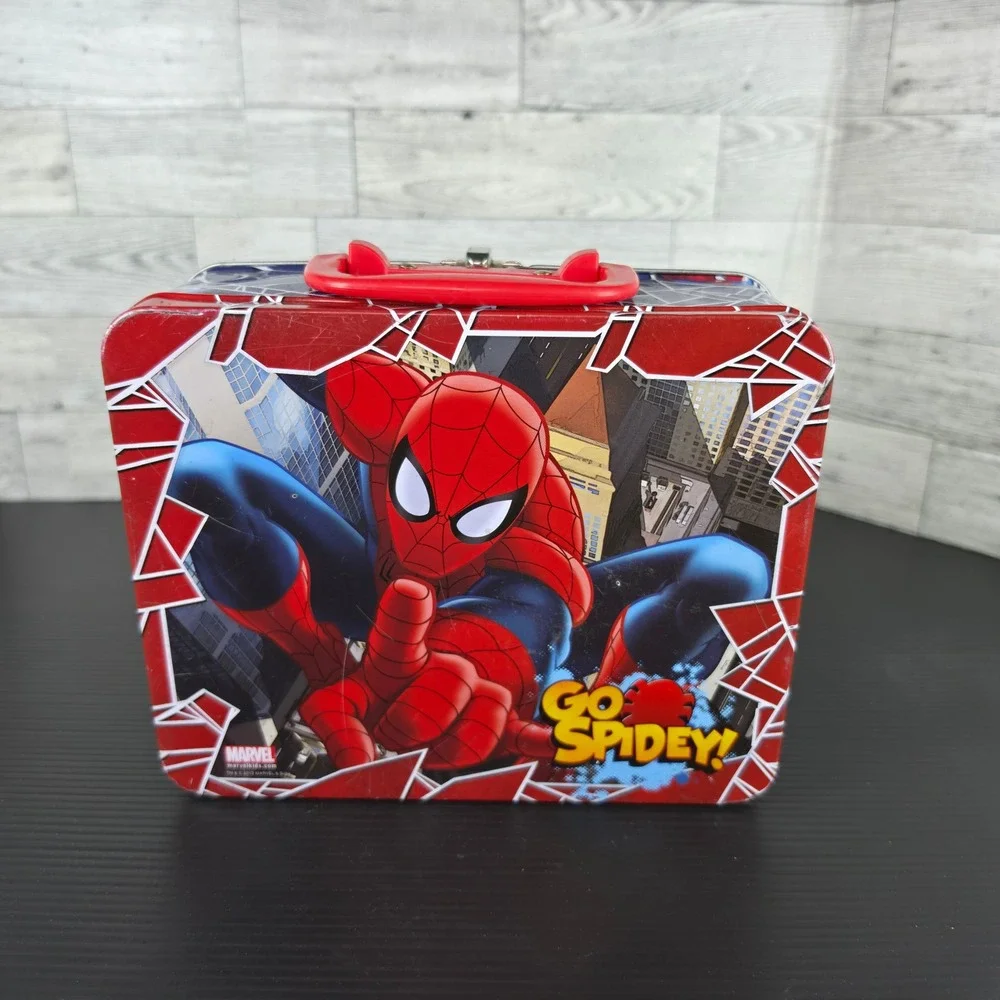 Marvel Spider-Man Go Spidey Embossed Metal Lunch Box Red Blue Tin 2013 Marvel